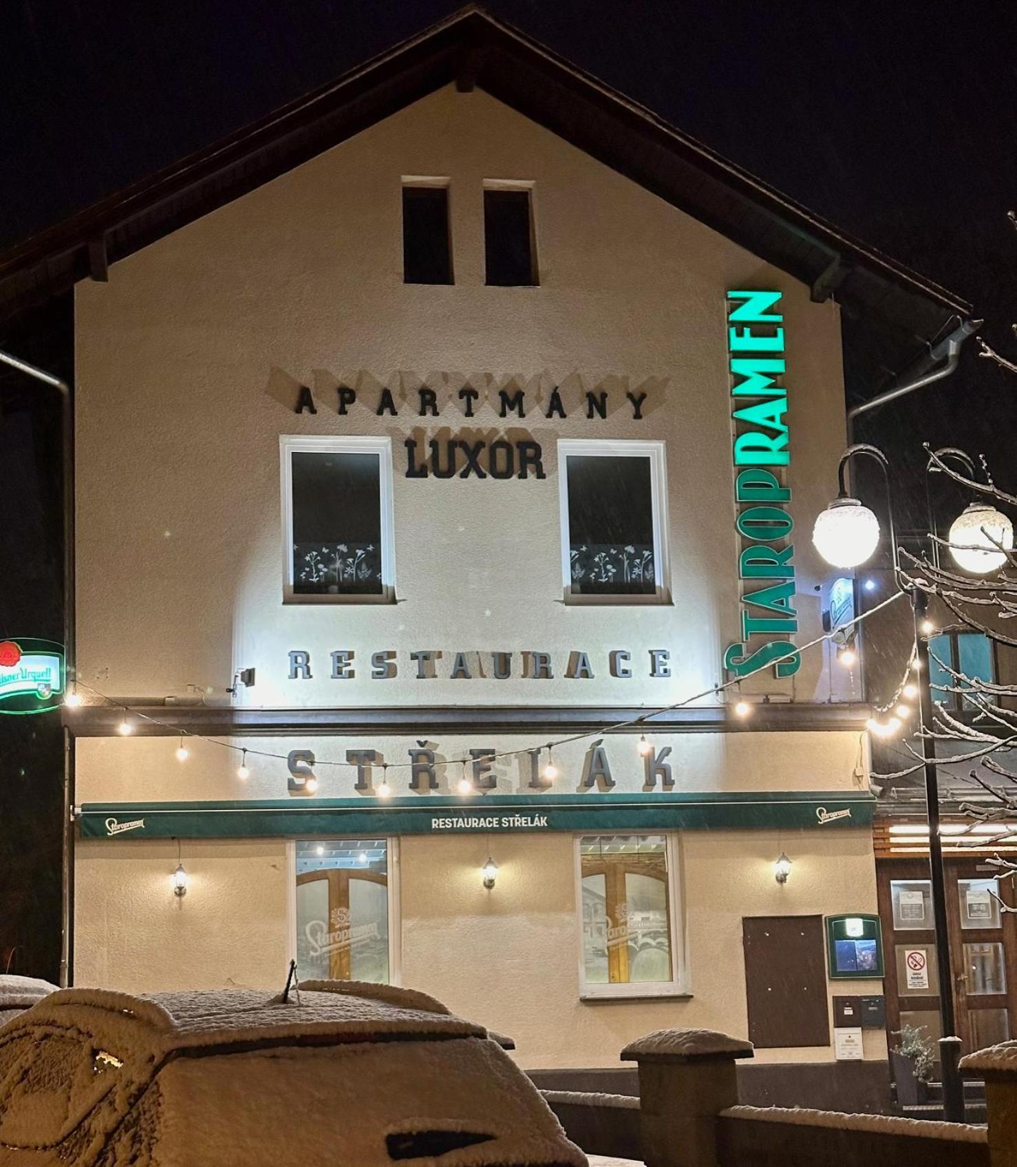 Apartmany Luxor Česká Lípa Bagian luar foto
